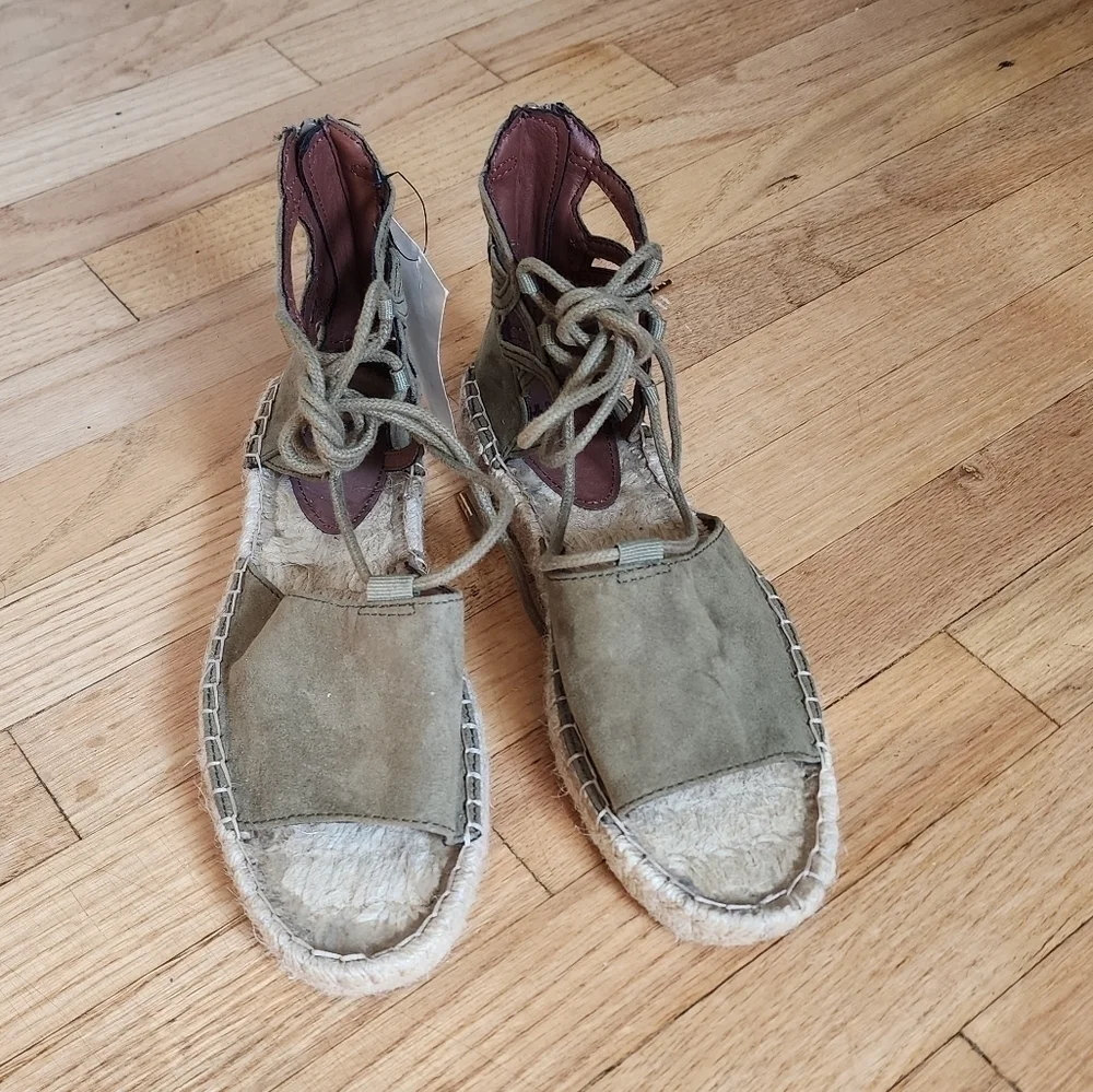 H&M Olive Green Faux Suede Gladiator Style Espadrilles size 6 NWT